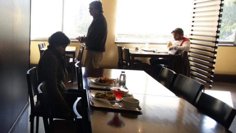 Empresa tenta penhorar refeição de trabalhadora