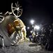 Conheça a Dismaland, o perturbador parque temático criado por Banksy