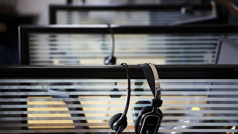 A atividade dos "call centers" está entre as que mais recorrem ao trabalho temporário.