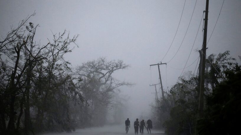 Com ventos de 215 km hora furacão Irma ameaça Caraíbas e Florida