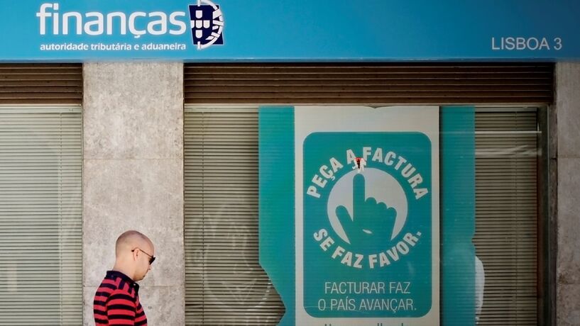 Idas às Finanças baixaram  18% em quatro anos 