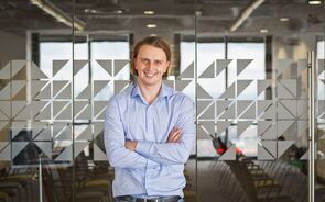 Revolut fala com SIBS há quase um ano para aceder ao 'difícil' Multibanco 