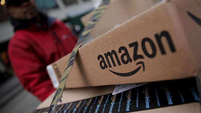 Amazon sobe ordenado mínimo para funcionários nos EUA