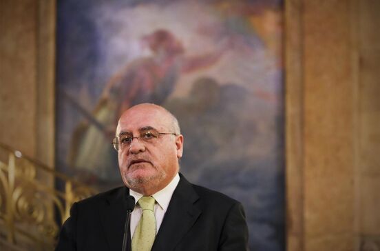 O ministro que quis ser D. Dinis