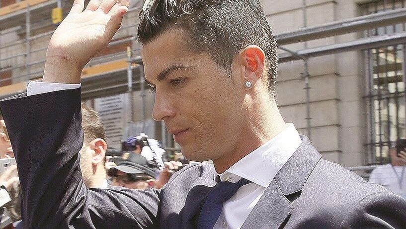 Nike "profundamente preocupada" com acusações de violação de Ronaldo 