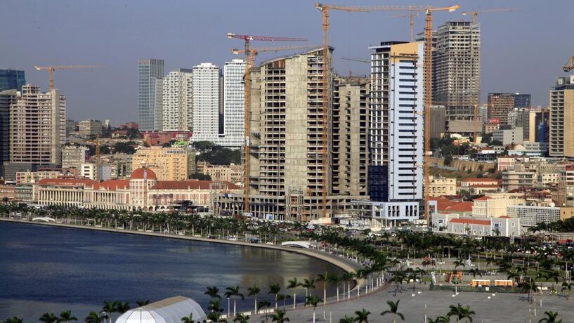FMI aprova segunda fase do programa de Angola e 'dá' 222 milhões de euros