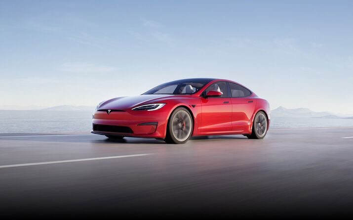 1.º Tesla