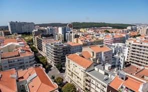 Casas ficaram 13,5% mais caras no terceiro trimestre de 2022. Preços recuaram no Porto 