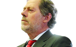 José de Matos - Caixa tem 4,1 mil milhões de dívida portuguesa