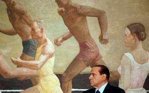 Berlusconi não provoca queda de Letta