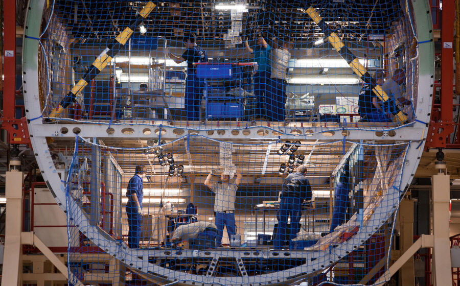 1 de Setembro de 2011- CEO da AirAsia, Tony Fernandes, declara ter mantido negociações com a Airbus sobre o aumento das encomendas de aviões A320.