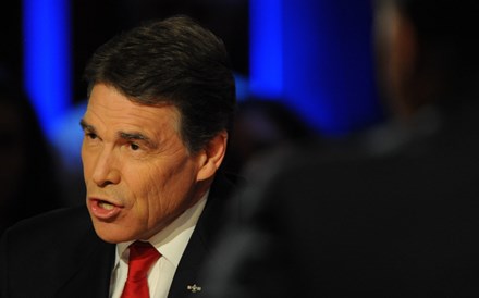 Perry quis extinguir o Departamento de Energia em 2012. Agora deve liderá-lo