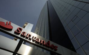 23. Banco Santander