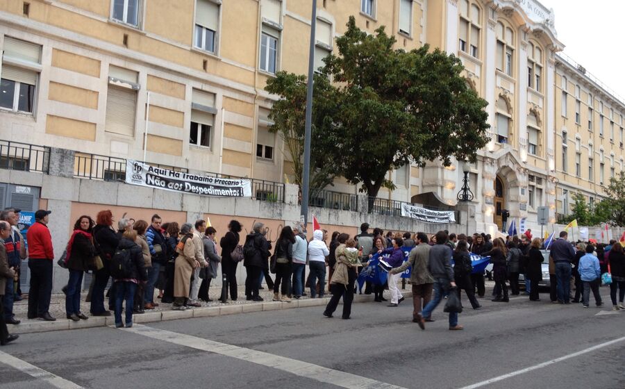 Manifestação na Maternidade Alfredo da Costa