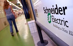 Schneider Electric estuda compra de Tyco International 