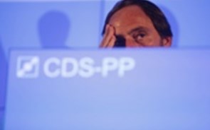 CDS/PP quer saber n&uacute;mero de casais desempregados