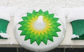 BP proibida de estabelecer novos contratos com o governo dos EUA