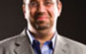 Daron  Acemoglu
