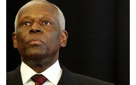 Eduardo dos Santos: tentativa para despertar presidente falhou