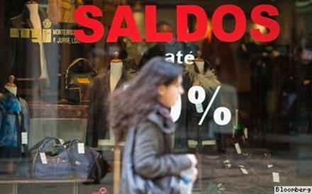 Saldos: Comerciantes de Lisboa e Porto estimam quebras até 30%