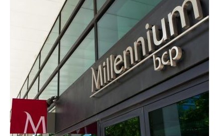 Fitch mantém rating do Bank Millennium em BBB-