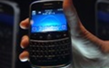 Antigo CEO da Blackberry vende todas as acções da empresa