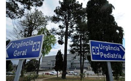 Centenas de pessoas marcham em Lisboa pela saúde pública 