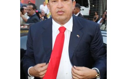 Chávez falta à tomada de posse