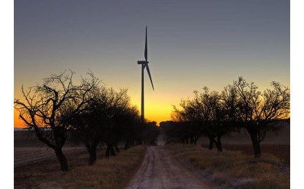 Siemens Gamesa afunda 15% após alerta sobre resultados