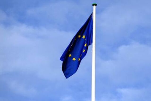 Stock de investimento direto da UE no mundo recua 5% em 2020