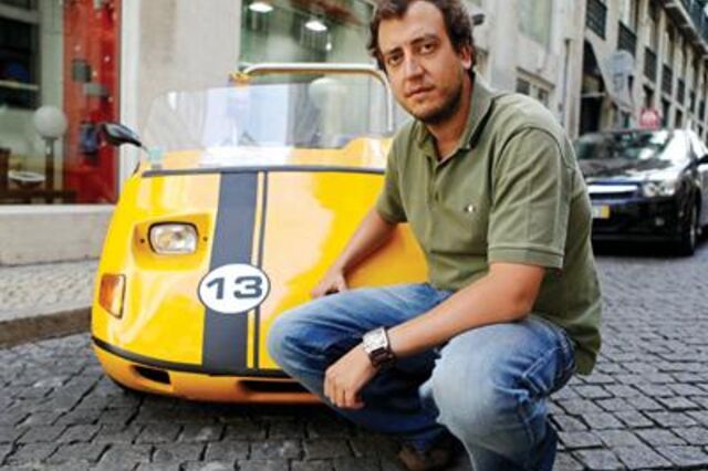 Go Car Tours - Ver Lisboa dentro de um carrinho amarelo