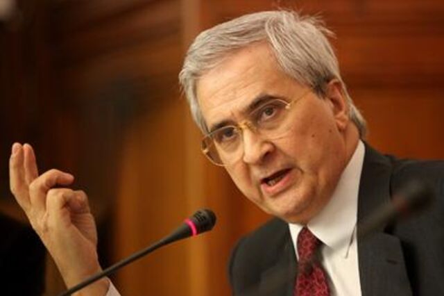 Cadilhe: Reformismo do Governo deixa-me preocupado