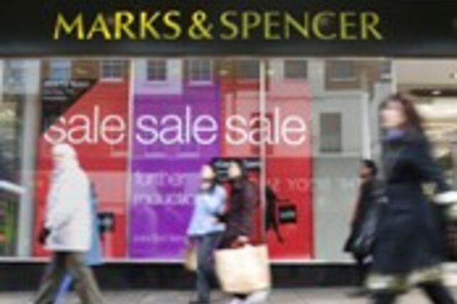 Retalhista Marks and Spencer regista queda no lucro e nas vendas