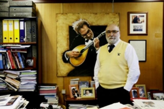 "Cheg&aacute;vamos a fazer can&ccedil;&otilde;es &agrave; tarde para cant&aacute;-las &agrave; noite"