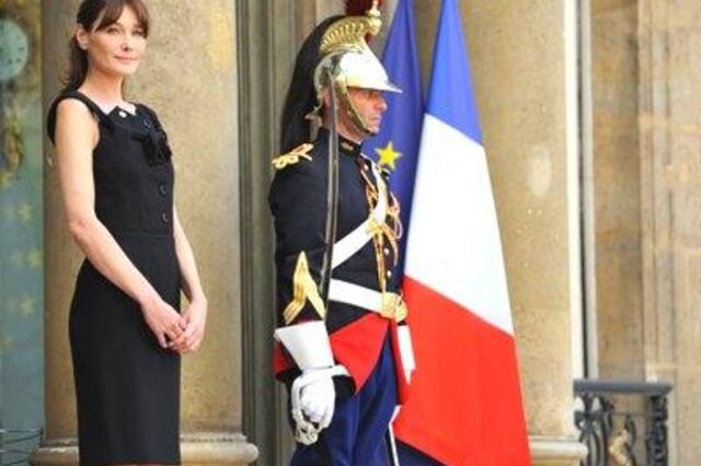 Consumo cresce em Fran&ccedil;a com programa de compra de carros