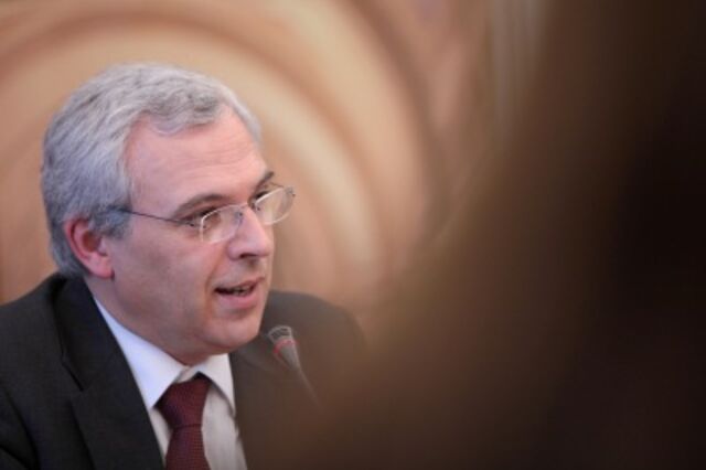 OPA atira Sonaecom para máximos de setembro de 2019 