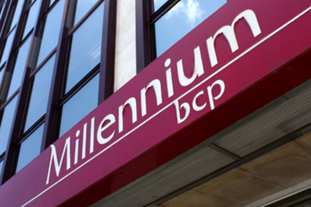 Millennium bcp apaga letreiros luminosos de 400 sucursais em Portugal