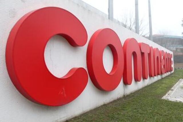 Modelo Continente líder em investimento publicitário em Agosto