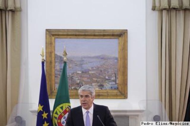 S&oacute;crates eleito secret&aacute;rio-geral do PS com 93,3% dos votos 