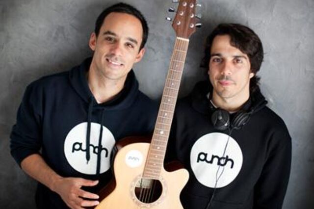 Punch Magazine - Site e Facebook com um olho no Twitter