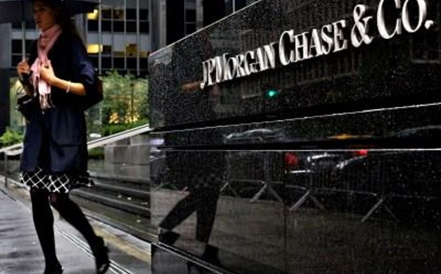 JPMorgan sobe valor das perdas na banca de investimento para 4,4 mil milh&otilde;es