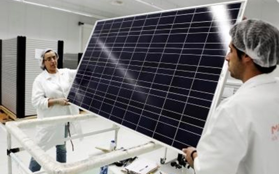 Martifer Solar negoceia venda de centrais fotovoltaicas licenciadas pelo Governo de S&oacute;crates