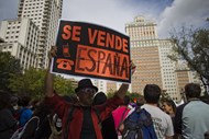 Manifestações violentas em Espanha contra a austeridade