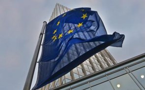 Crise do euro acentuou o cepticismo sobre adesão à UE