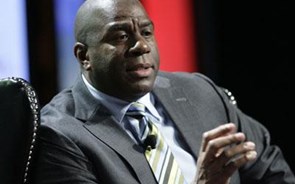 Magic Johnson compra equipa de basebol por dois mil milh&otilde;es de d&oacute;lares