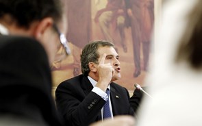 PS quer saber se Banco de Portugal já concedeu idoneidade a Relvas