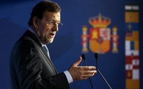 Dependência dos bancos espanhóis do BCE em mínimos de Maio