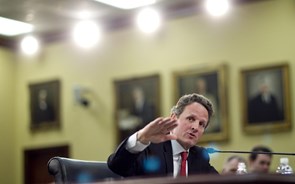 Geithner acredita que havia condições para o Barclays comprar o Lehman e evitar falência