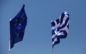 Quatro maiores bancos gregos precisam de 27,5 mil milhões de euros
