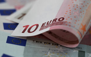 Encontro entre líderes dos EUA e Rússia penaliza dólar. Euro ganha balanço